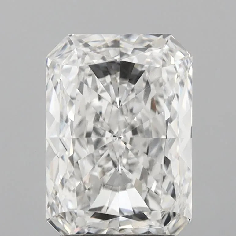2.22ct Radiant Lab Grown Diamond (Colour F, Clarity VVS2, IGI Certified)