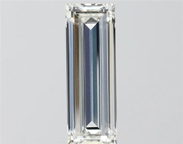 2.23ct Baguette Lab Grown Diamond (Colour H, Clarity VVS2, IGI Certified)