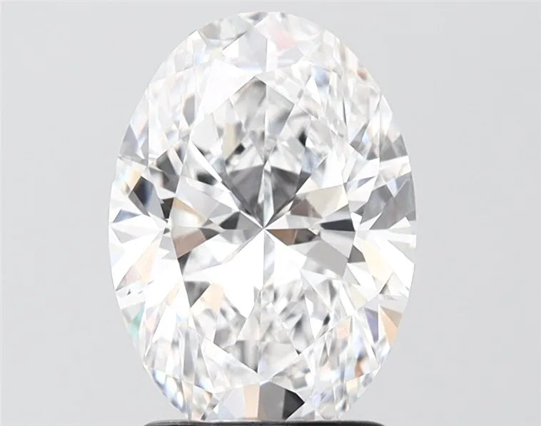 2.24ct Oval Lab Grown Diamond (Colour D, Clarity VVS2, IGI Certified)