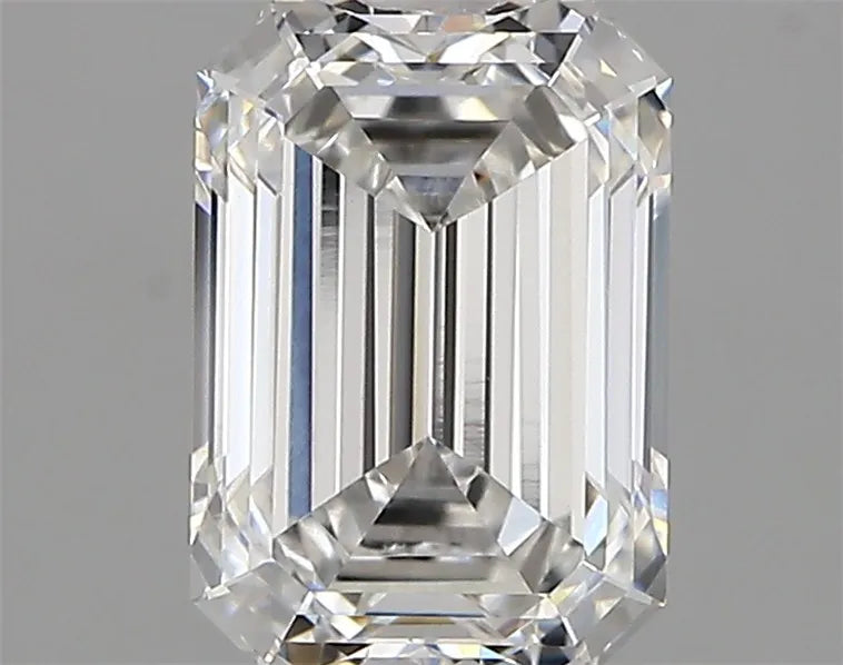 2.25ct Emerald Lab Grown Diamond (Colour E, Clarity VVS2, IGI Certified)