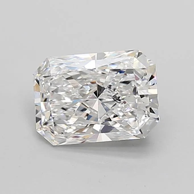 2.26ct Radiant Lab Grown Diamond (Colour D, Clarity VVS1, Cut EX, IGI Certified)