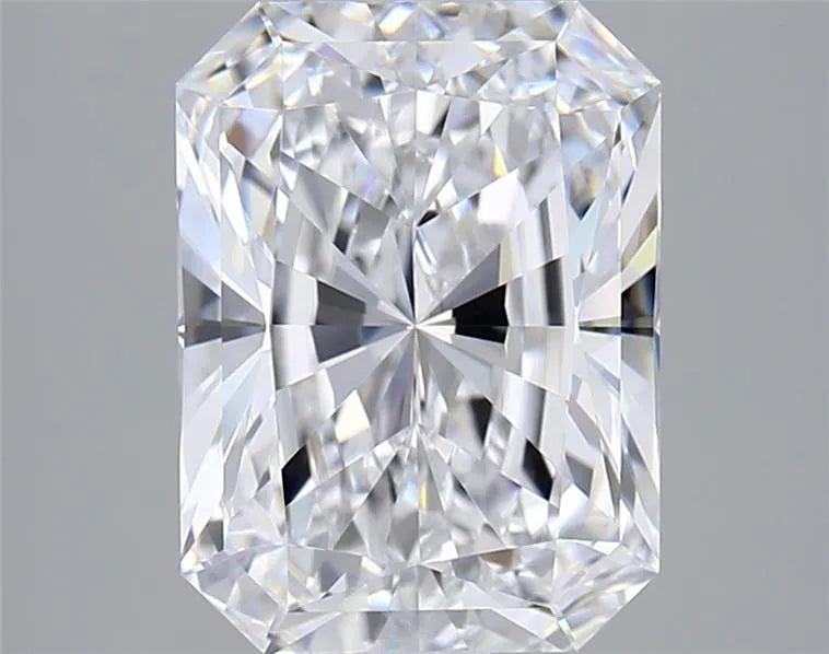 2.26ct Radiant Lab Grown Diamond (Colour D, Clarity VVS2, GIA Certified)