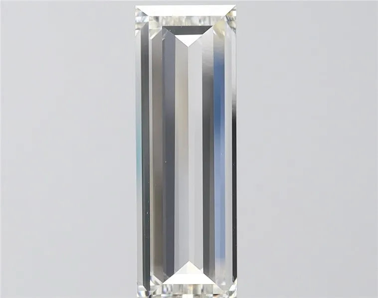 2.27ct Baguette Lab Grown Diamond (Colour G, Clarity VVS1, IGI Certified)