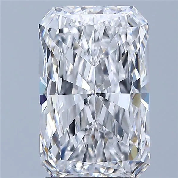 2.27ct Radiant Lab Grown Diamond (Colour D, Clarity VVS2, IGI Certified)