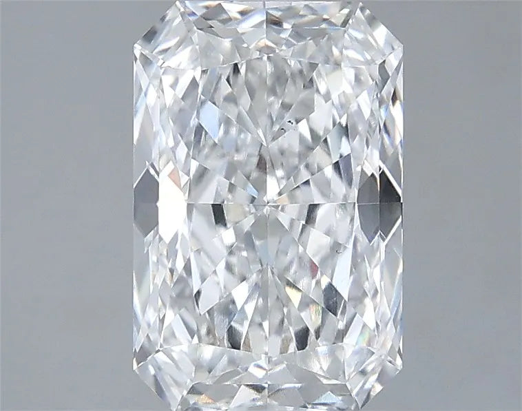 2.28ct Radiant Lab Grown Diamond (Colour F, Clarity VS1, IGI Certified)