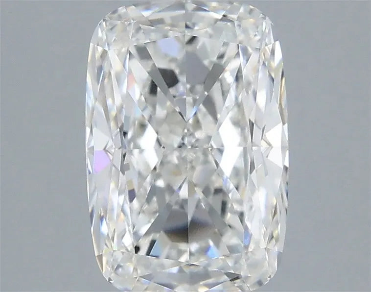 2.29ct Cushion modified Lab Grown Diamond (Colour E, Clarity VVS2, IGI Certified)