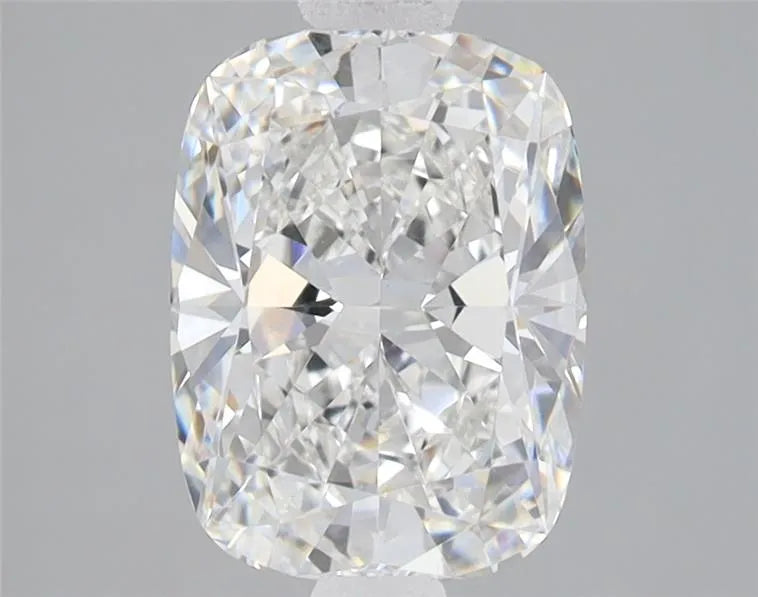 2.30ct Cushion modified Lab Grown Diamond (Colour E, Clarity VVS2, IGI Certified)