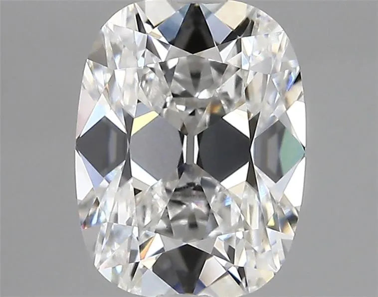 2.31ct Cushion modified Lab Grown Diamond (Colour E, Clarity VVS2, IGI Certified)
