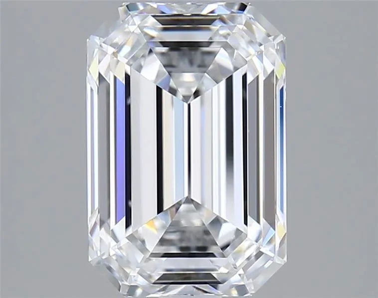 2.31ct Emerald Lab Grown Diamond (Colour E, Clarity VVS2, GIA Certified)