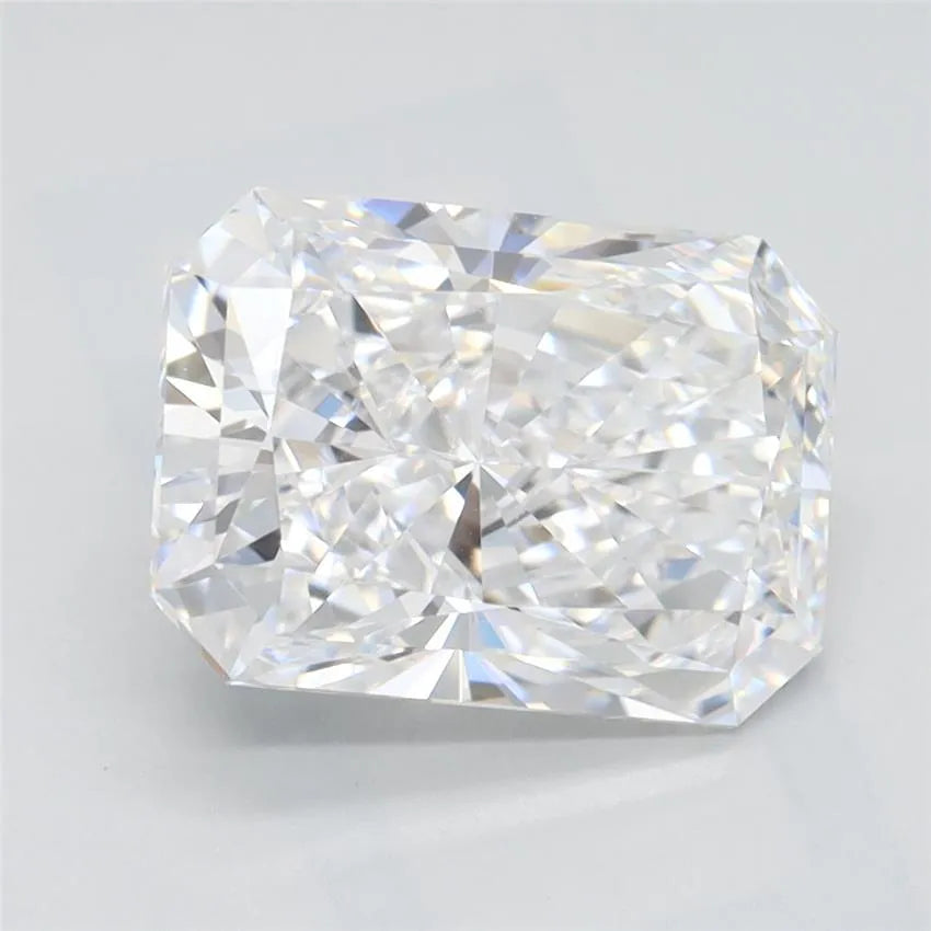 2.31ct Radiant Lab Grown Diamond (Colour D, Clarity IF, IGI Certified)
