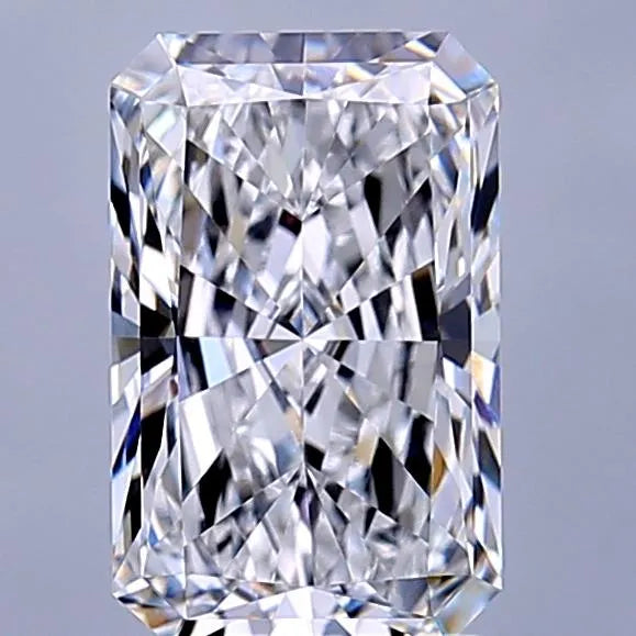 2.34ct Radiant Lab Grown Diamond (Colour D, Clarity VVS1, IGI Certified)