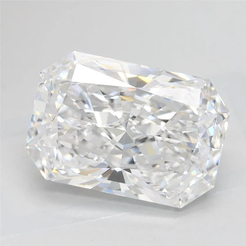2.36ct Radiant Lab Grown Diamond (Colour D, Clarity VVS1, GIA Certified)