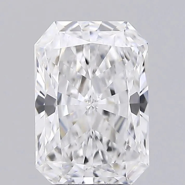 2.40ct Radiant Lab Grown Diamond (Colour E, Clarity VVS2, IGI Certified)
