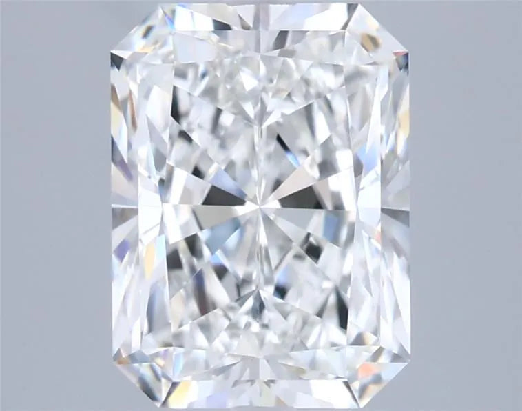 2.43ct Radiant Lab Grown Diamond (Colour F, Clarity FL, IGI Certified)