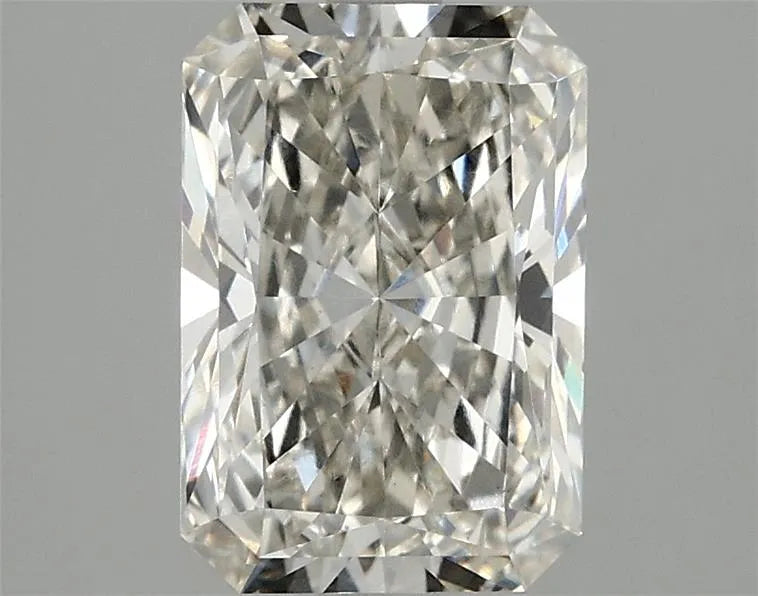 2.43ct Radiant Lab Grown Diamond (Colour H, Clarity VVS2, IGI Certified)