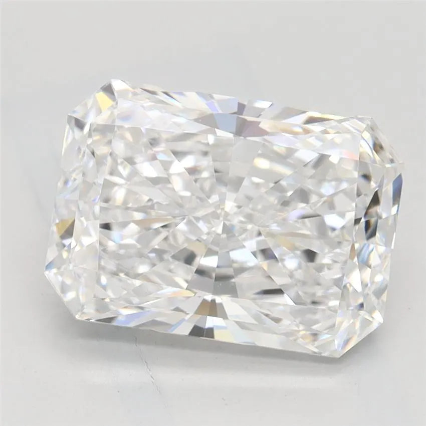2.45ct Radiant Lab Grown Diamond (Colour D, Clarity IF, IGI Certified)