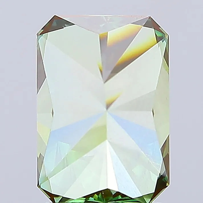 2.47ct Radiant Lab Grown Diamond (Colour Fancy Vivid Green, Clarity VS1, IGI Certified)