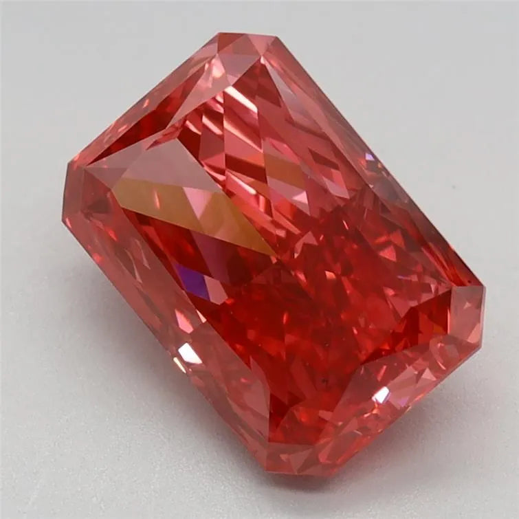 2.47ct Radiant Lab Grown Diamond (Colour Fancy Vivid Pink, Clarity VS2, IGI Certified)