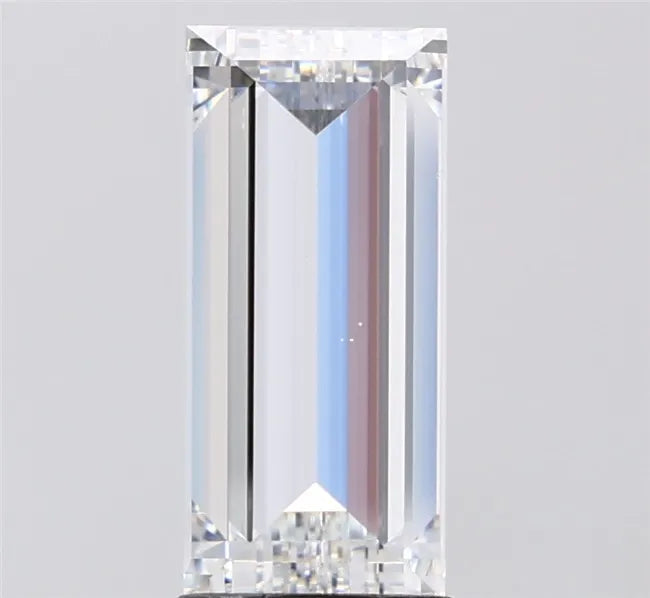 2.50ct Baguette Lab Grown Diamond (Colour E, Clarity VVS2, IGI Certified)