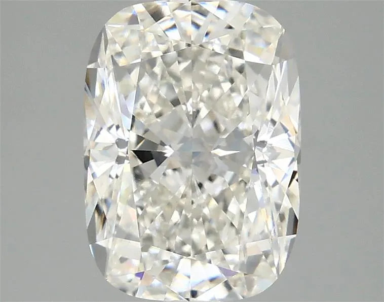 2.50ct Cushion modified Lab Grown Diamond (Colour G, Clarity VVS2, IGI Certified)