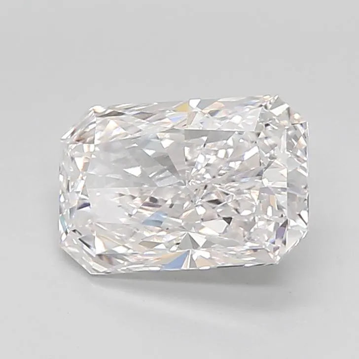 2.50ct Radiant Lab Grown Diamond (Colour E, Clarity IF, IGI Certified)
