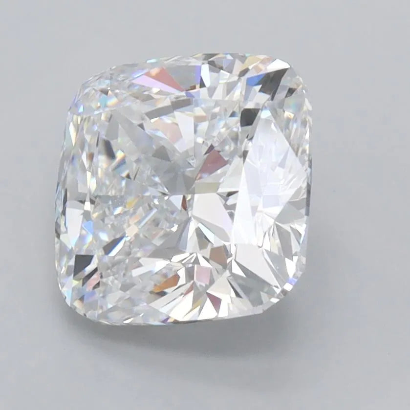2.51ct Cushion modified Lab Grown Diamond (Colour D, Clarity VVS1, IGI Certified)