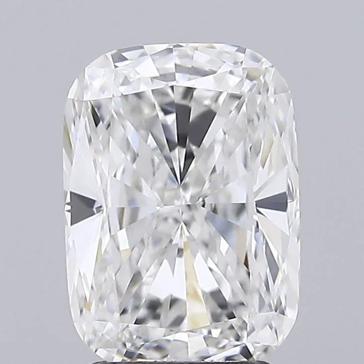 2.51ct Cushion modified Lab Grown Diamond (Colour E, Clarity VVS1, IGI Certified)
