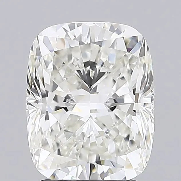 2.51ct Cushion modified Lab Grown Diamond (Colour G, Clarity VVS2, IGI Certified)