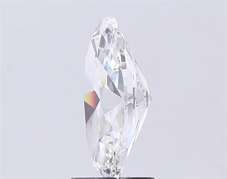 2.51ct Oval Lab Grown Diamond (Colour E, Clarity VVS2, IGI Certified)