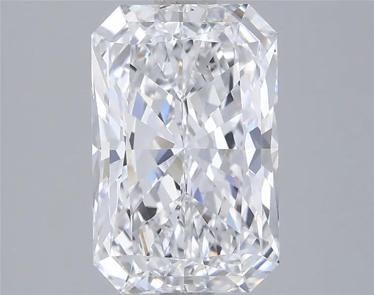 2.51ct Radiant Lab Grown Diamond (Colour D, Clarity VVS1, IGI Certified)