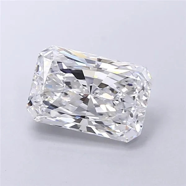 2.51ct Radiant Lab Grown Diamond (Colour D, Clarity VVS2, IGI Certified)