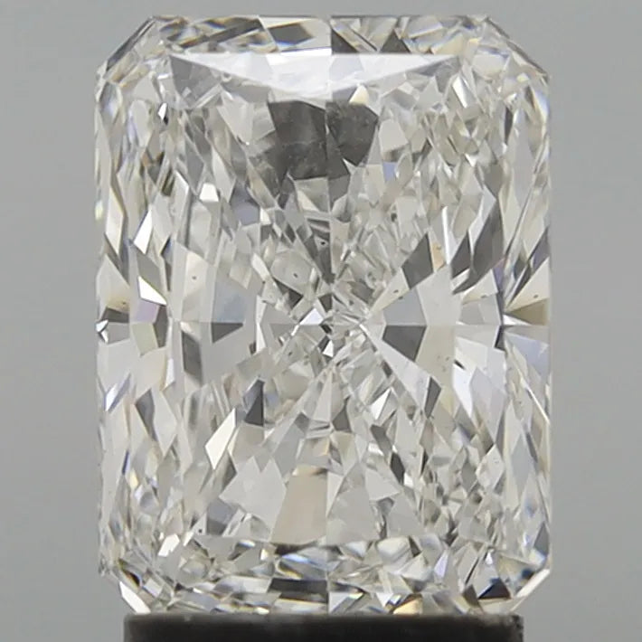 2.51ct Radiant Lab Grown Diamond (Colour F, Clarity VS2, IGI Certified)