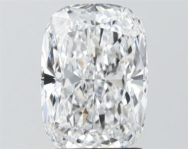 2.52ct Cushion modified Lab Grown Diamond (Colour E, Clarity VVS1, IGI Certified)