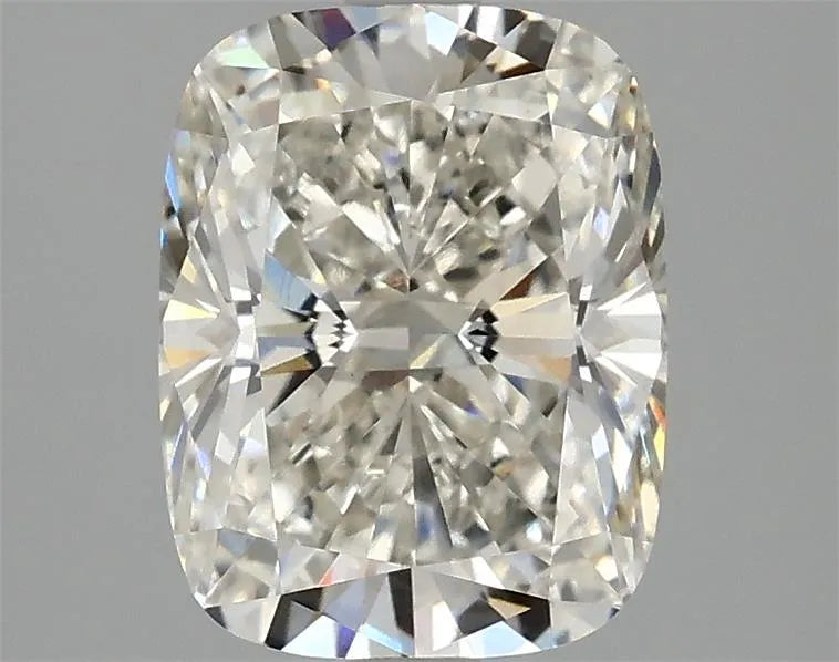 2.52ct Cushion modified Lab Grown Diamond (Colour G, Clarity VS1, IGI Certified)