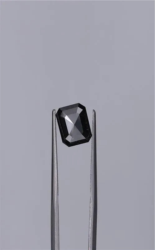 2.52ct Emerald Natural Diamond (Colour Fancy Black, Clarity VVS2, Cut EX, GIA Certified)