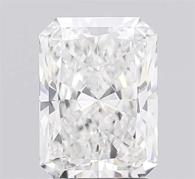 2.52ct Radiant Lab Grown Diamond (Colour D, Clarity VVS2, IGI Certified)