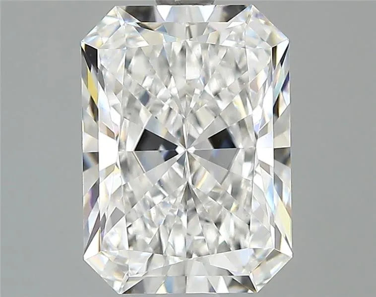 2.52ct Radiant Lab Grown Diamond (Colour E, Clarity VVS2, Cut EX, IGI Certified)