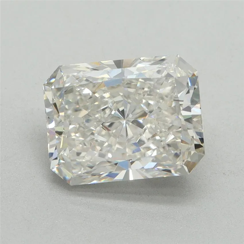 2.52ct Radiant Lab Grown Diamond (Colour G, Clarity VS1, IGI Certified)