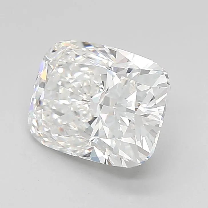 2.53ct Cushion modified Lab Grown Diamond (Colour E, Clarity VVS2, IGI Certified)