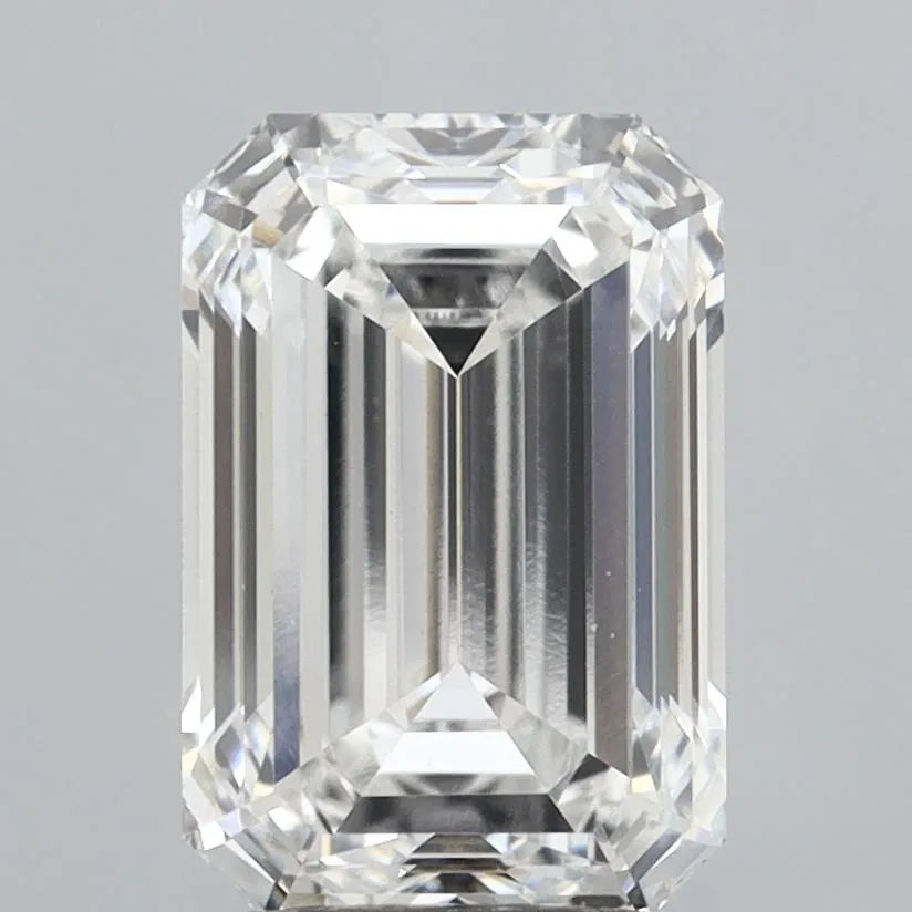 2.53ct Emerald Lab Grown Diamond (Colour F, Clarity VVS2, IGI Certified)