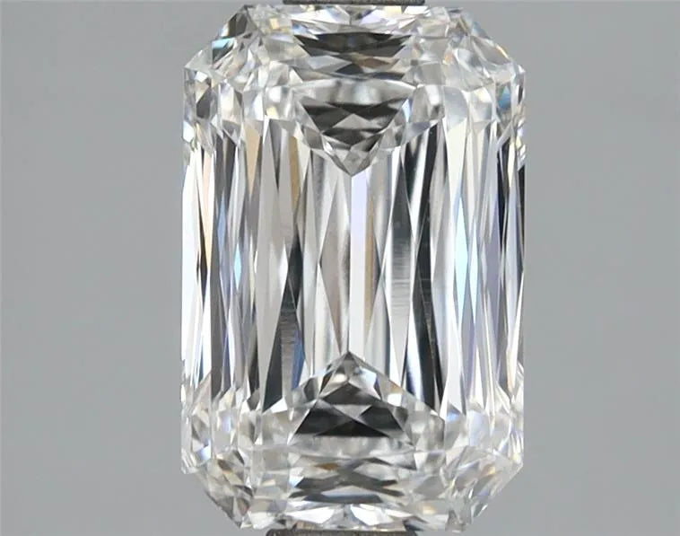 2.53ct Radiant Lab Grown Diamond (Colour F, Clarity VVS2, IGI Certified)