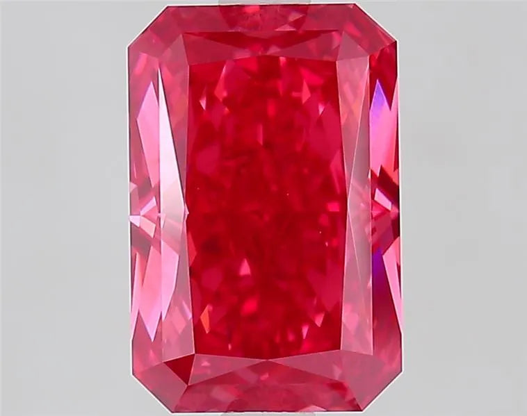2.53ct Radiant Lab Grown Diamond (Colour Fancy Vivid Pink, Clarity VS2, IGI Certified)