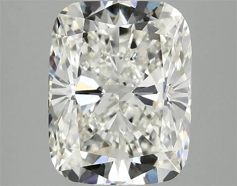2.54ct Cushion modified Lab Grown Diamond (Colour G, Clarity VVS2, IGI Certified)