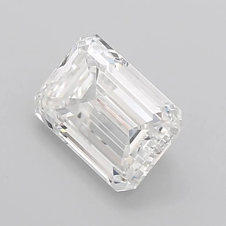 2.55ct Emerald Lab Grown Diamond (Colour D, Clarity VVS2, IGI Certified)