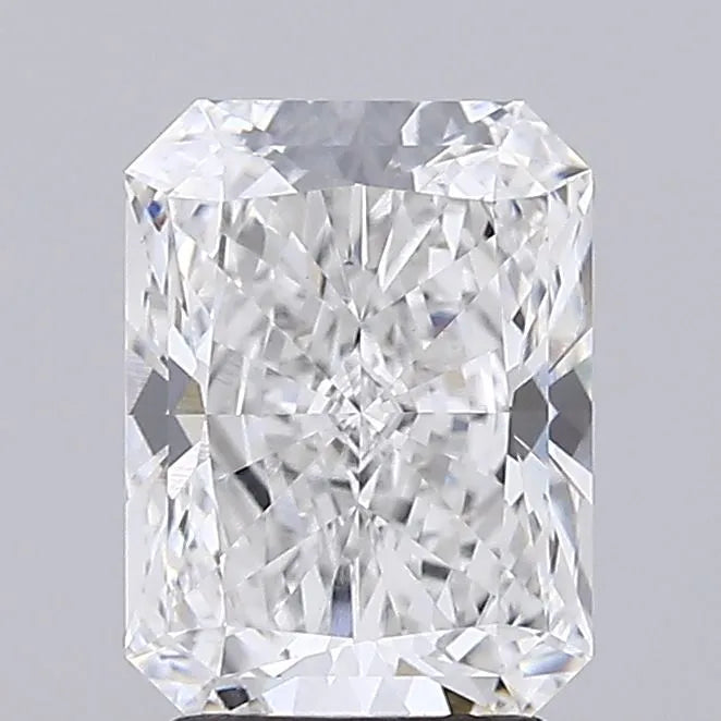 2.55ct Radiant Lab Grown Diamond (Colour E, Clarity VVS2, IGI Certified)