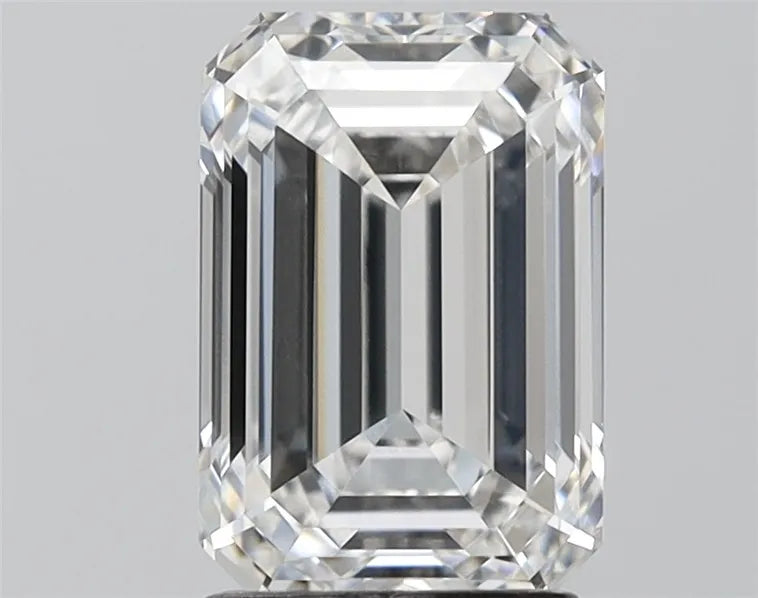 2.56ct Emerald Lab Grown Diamond (Colour E, Clarity VVS2, IGI Certified)