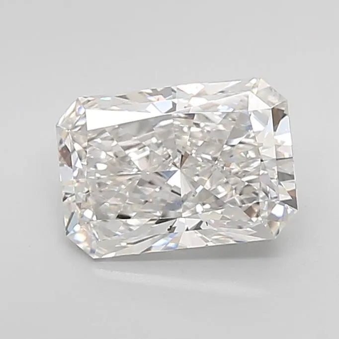 2.56ct Radiant Lab Grown Diamond (Colour F, Clarity VVS2, IGI Certified)