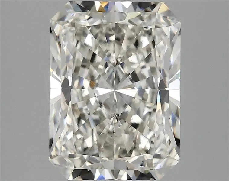 2.56ct Radiant Lab Grown Diamond (Colour G, Clarity VS2, IGI Certified)