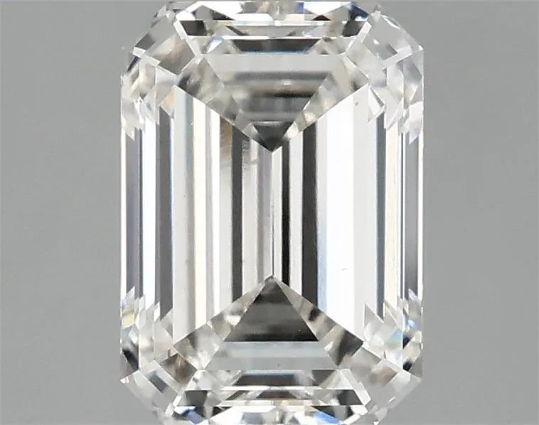 2.57ct Emerald Lab Grown Diamond (Colour G, Clarity VS2, IGI Certified)