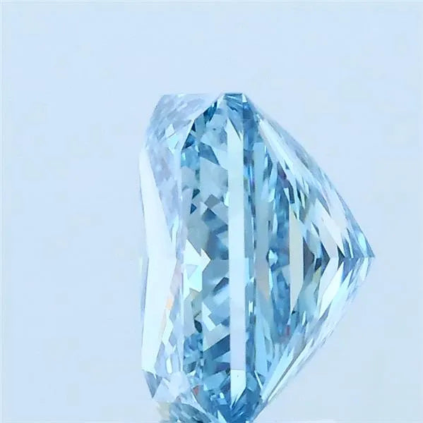 2.57ct Princess Lab Grown Diamond (Colour Fancy Vivid Blue, Clarity VVS2, IGI Certified)